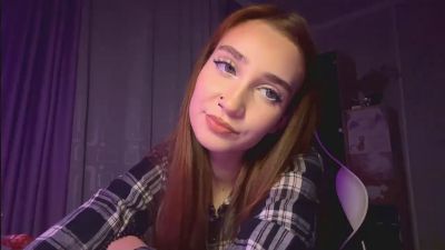 TinaPowlen webcam model stream image