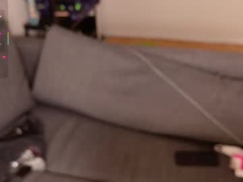 strawberryyfoxie webcam model stream image