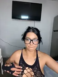 fullpasionkv220 webcam model stream image