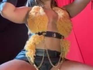 kendallk webcam model stream image