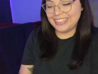 drizzypeach602 webcam model stream image