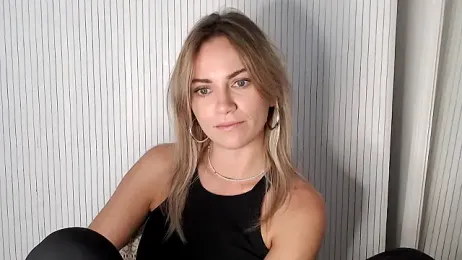 Milla__one webcam model stream image