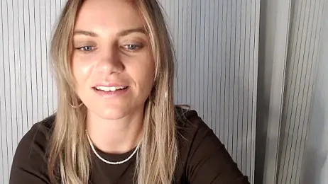 Milla__one webcam model stream image