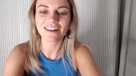 Milla__one webcam model stream image