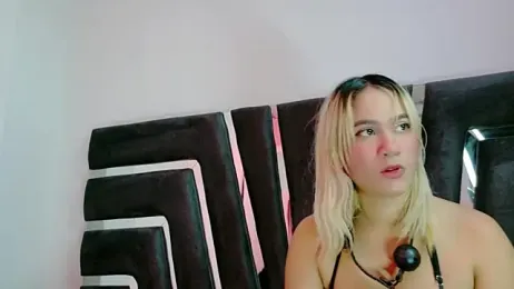 AliceandMax webcam model stream image