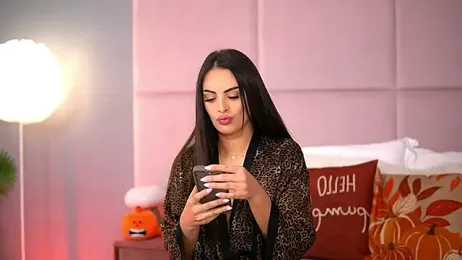 AlmaLuv webcam stripchat model stream image