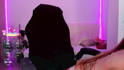 LindaWhite_ webcam model stream image