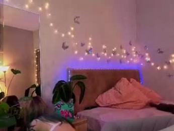 lavenderlav webcam model stream image