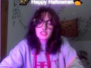 mentallyillmile webcam camsoda model stream image