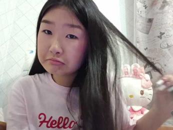 FloraKim webcam model stream image