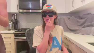 Littleone02 webcam model stream image