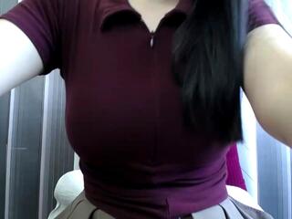 Emilia Young webcam model stream image