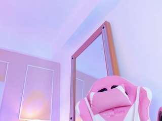 zoe-evanns webcam model stream image