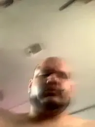 shakeweight webcam model stream image