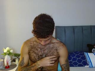 Zack Buttoon webcam model stream image