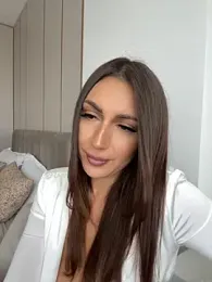 claraxjoyy webcam model stream image