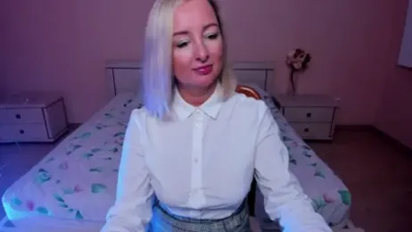 sexmom_ webcam model stream image