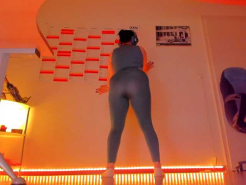 Elieen2 webcam bongacams model stream image