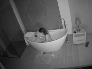 voyeurcam-casa-salsa-bathroom-5 webcam camsoda model stream image