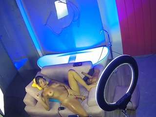 voyeurcam-casa-salsa-bathroom-5 webcam model stream image