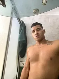 evan_hardy webcam model stream image