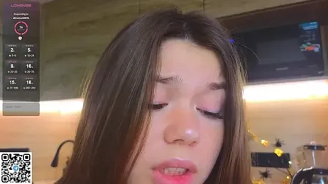 miss_bubbles_ webcam model stream image