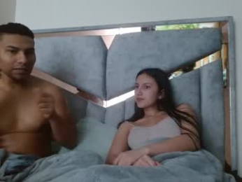 alexvsluisa webcam model stream image