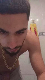 Pollon2jjj52 webcam model stream image