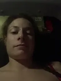 GoldenPussy1329 webcam model stream image