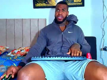 alejo_21cm webcam model stream image