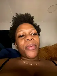 Boneca25 webcam model stream image