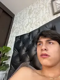 Lander_Cruz webcam stripchat model stream image