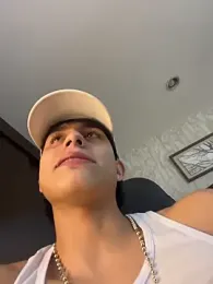 Lander_Cruz webcam stripchat model stream image