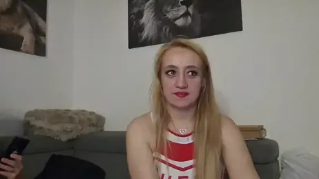 LoveXAddict webcam model stream image