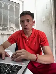 santiObrero webcam model stream image