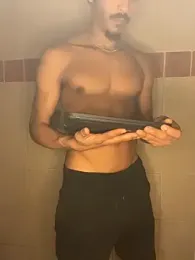 TRILLAHUNG webcam model stream image