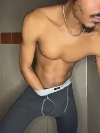 TRILLAHUNG webcam stripchat model stream image