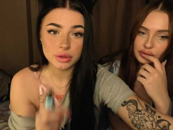 LisaAndDenis webcam bongacams model stream image