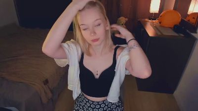 TandraNorum webcam model stream image