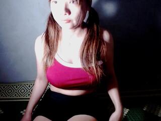 Alana webcam model stream image