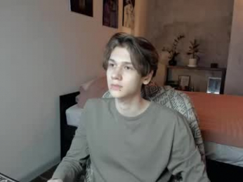 0verlandd webcam model stream image