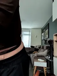 NaomiAndFriends webcam model stream image