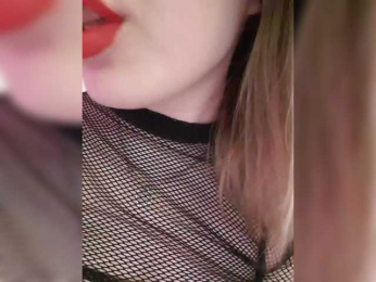 _ElaIzzza webcam model stream image