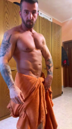 builder1 webcam model stream image