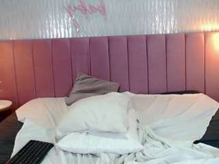 luna-cutefx webcam model stream image