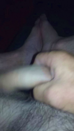 Aple82 webcam model stream image