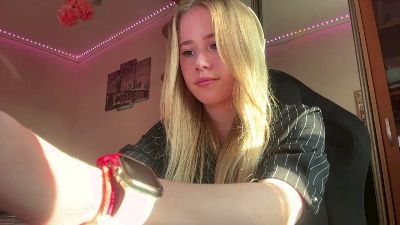 ReikoStamnos webcam model stream image