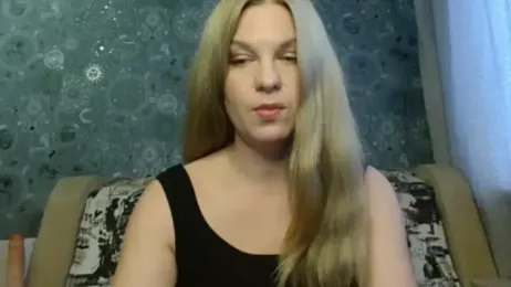 BlondeFox webcam model stream image