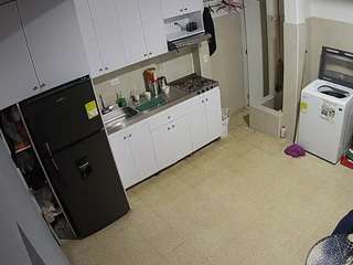 voyeurcam-jb-kitchen-1 webcam camsoda model stream image