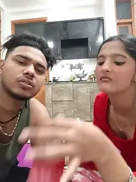 romantic_couple1 webcam model stream image